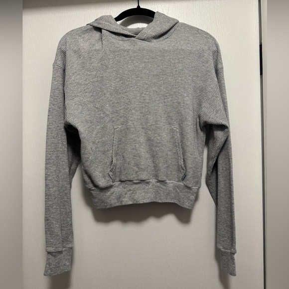 Aritzia Tops - Aritzia Tna Gray Waffle Knit Hoodie Size 2XS